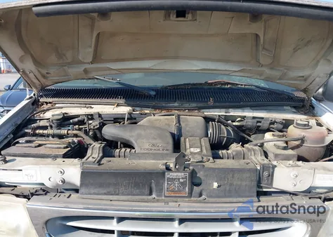 1999 Ford E-350 Super Duty Xl/Xlt из США, поврежденный, VIN 1FBSS31S5XHA73353